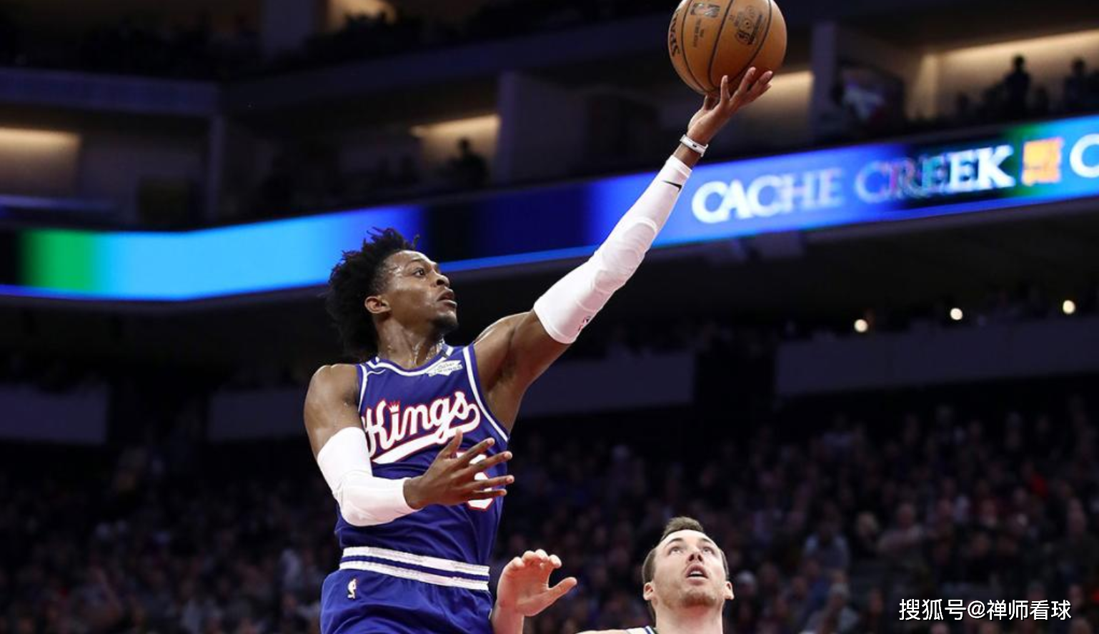 包含窗口期勒沃库森造点机会Faker在TES比赛中精彩发挥之后，奥兰多魔术围绕中超主帅复盘的词条